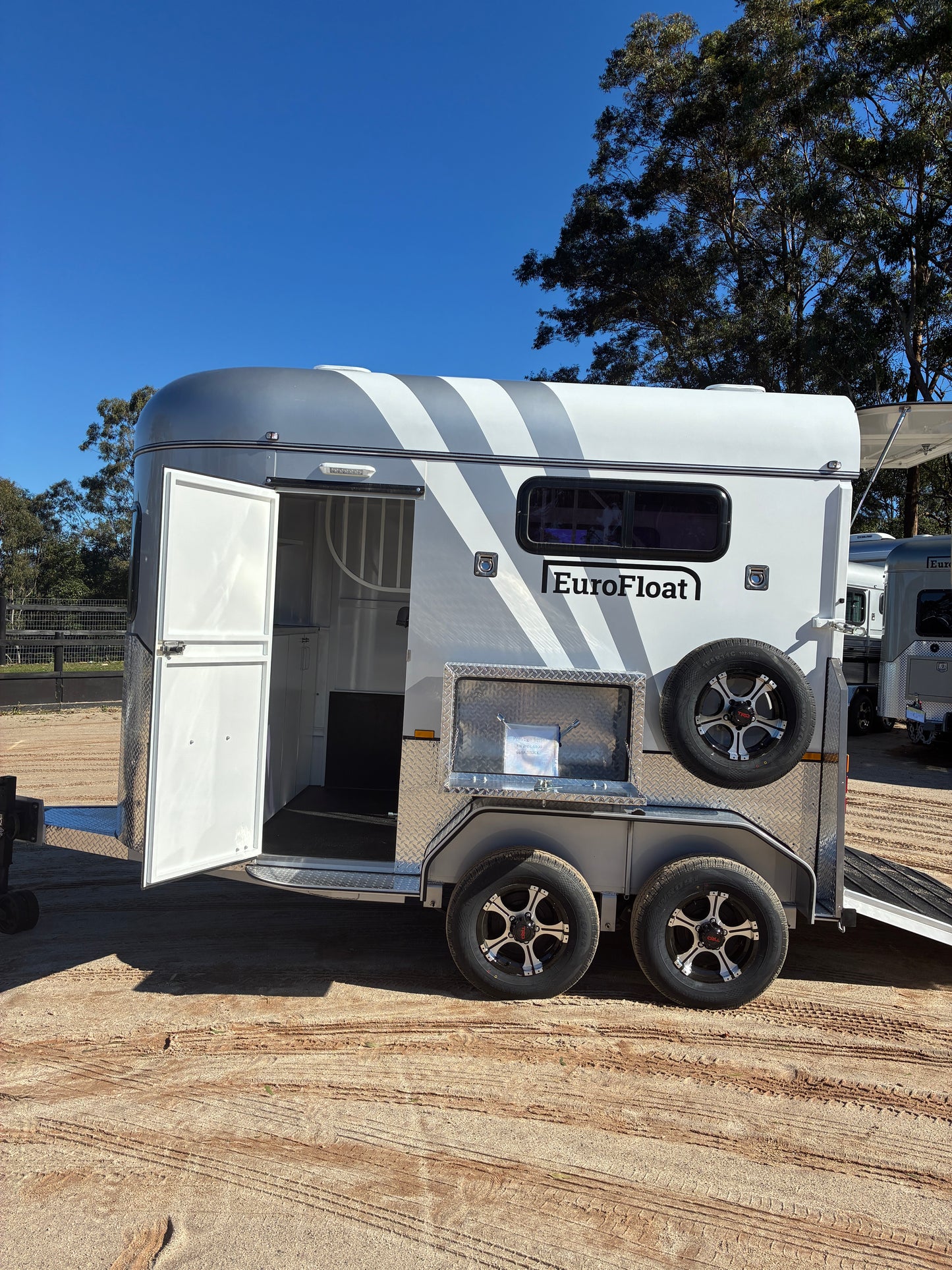 EuroFloat 2HSL-L500 RN Prestige Series Standard Package