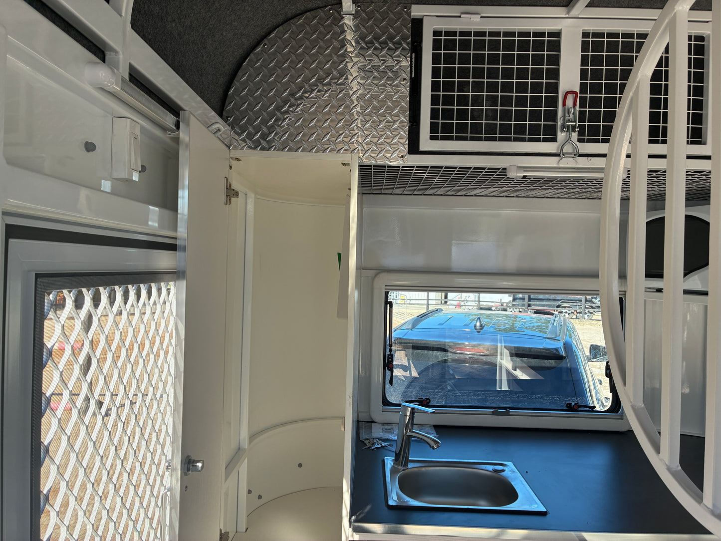 2HSL-L500 SN Prestige Series Deluxe Package