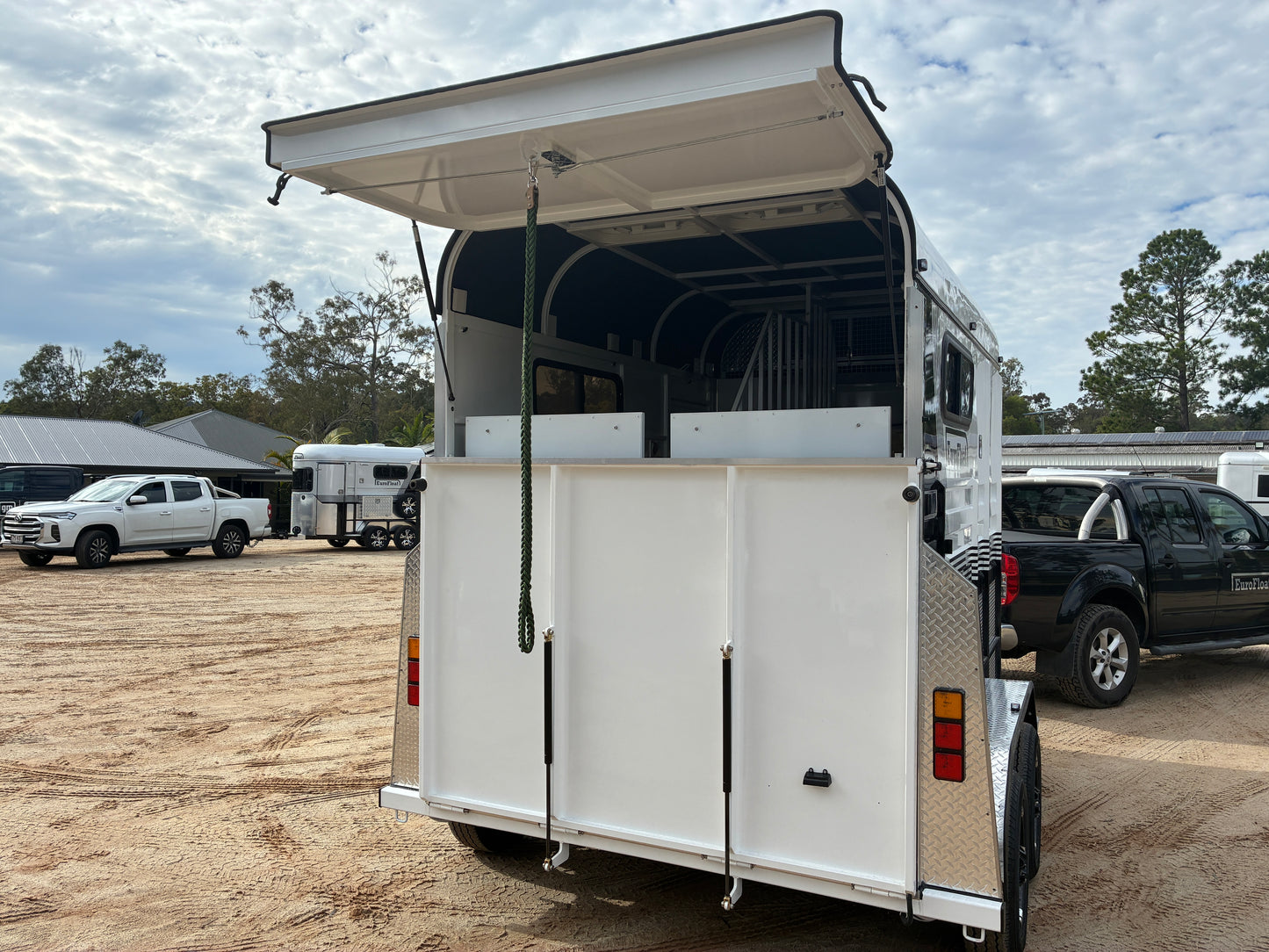 2HSL-L600 RN Classic Series Standard Package