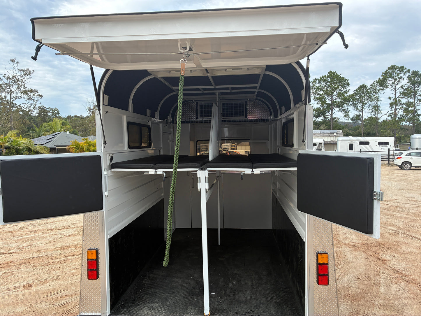 2HSL-L600 RN Classic Series Standard Package
