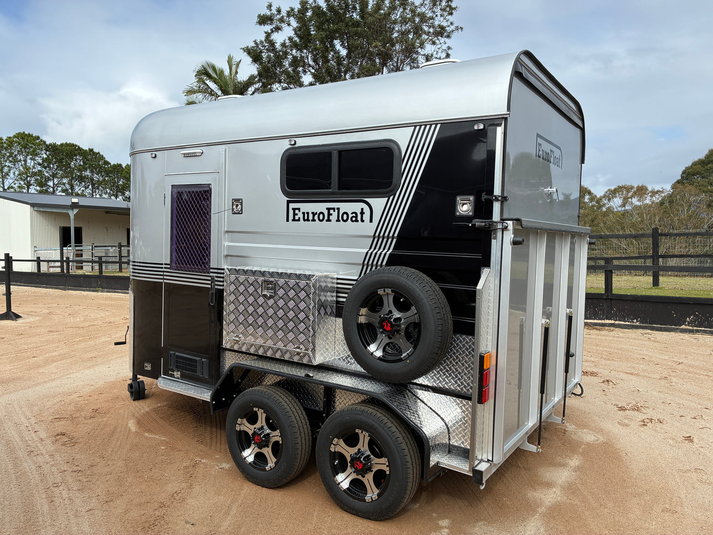 2HSL-L600 SN Classic Series Deluxe Package