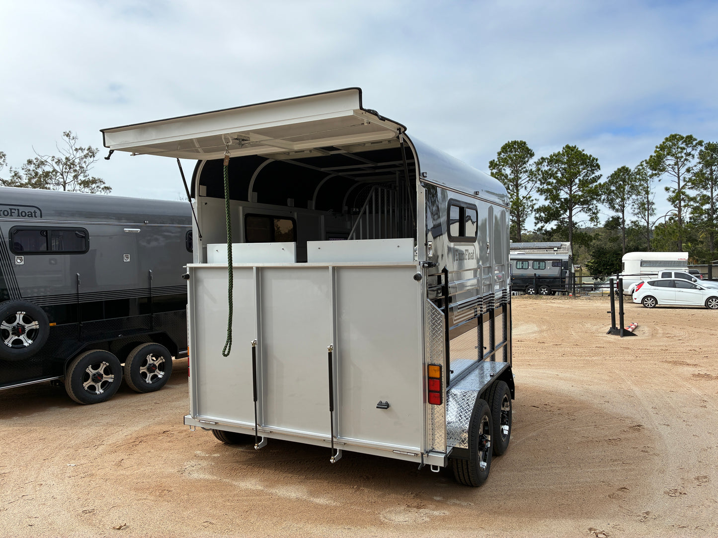 2HSL-L600 SN Classic Series Deluxe Package