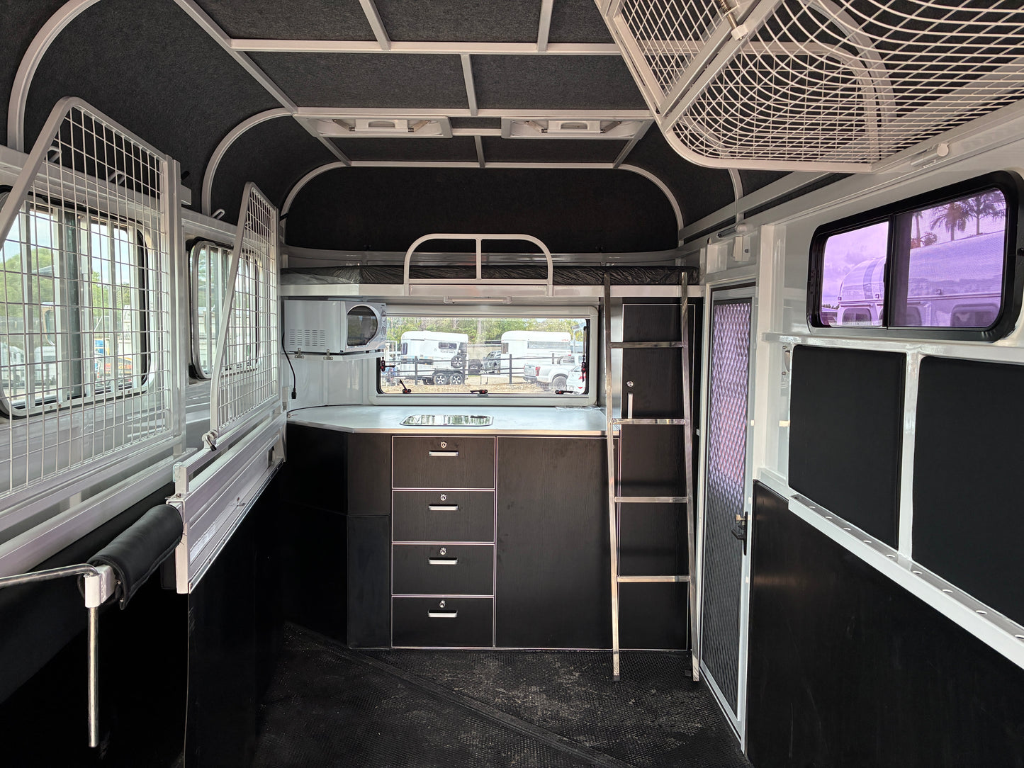 3HAL-L500 SN Prestige Eventer Series Deluxe Package