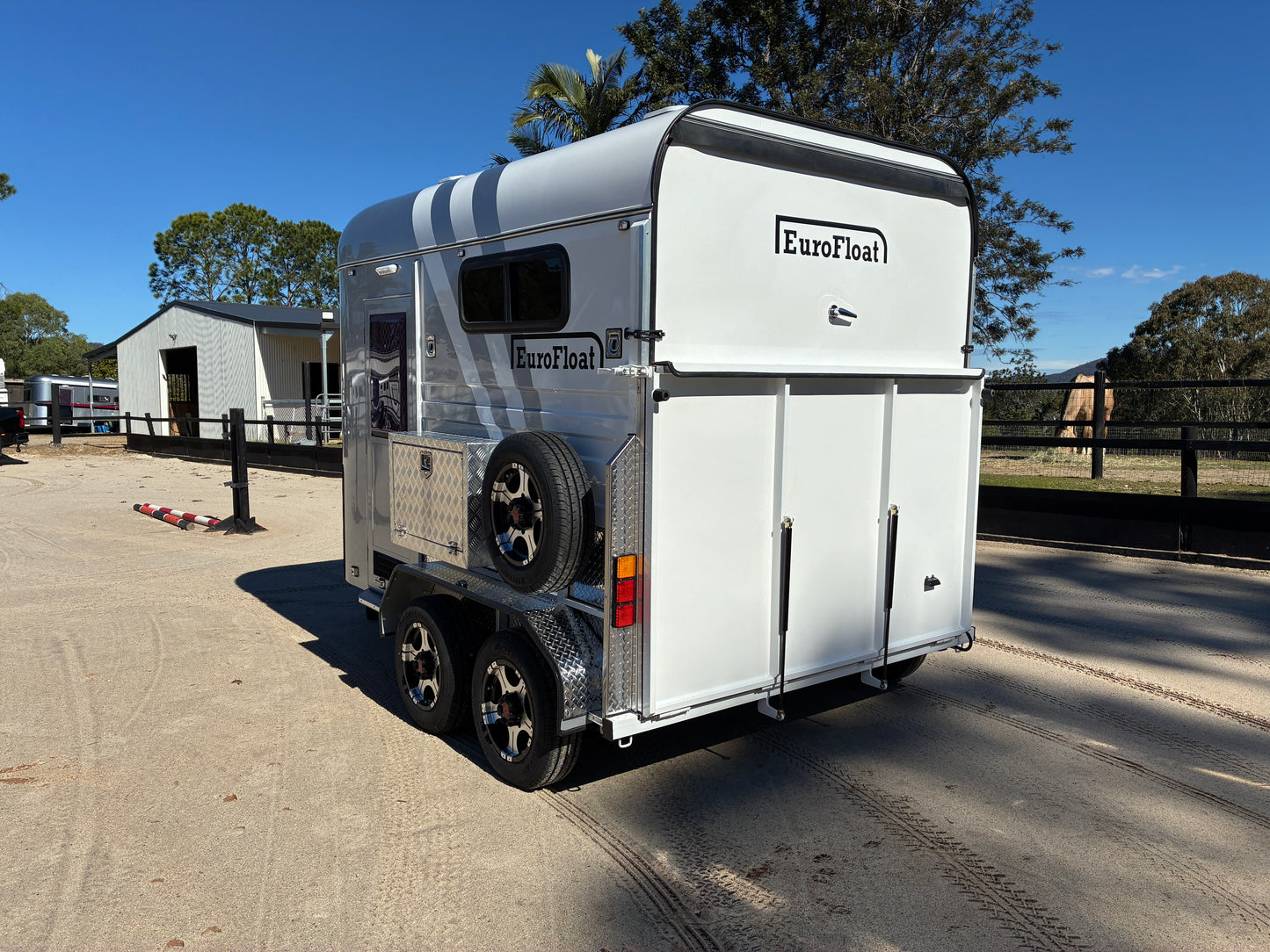 2HSL-L400 SN Classic Series Deluxe Package