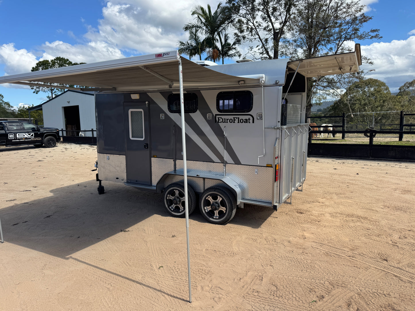Second Hand 2HAL-L860 SN Prestige Series Deluxe Package