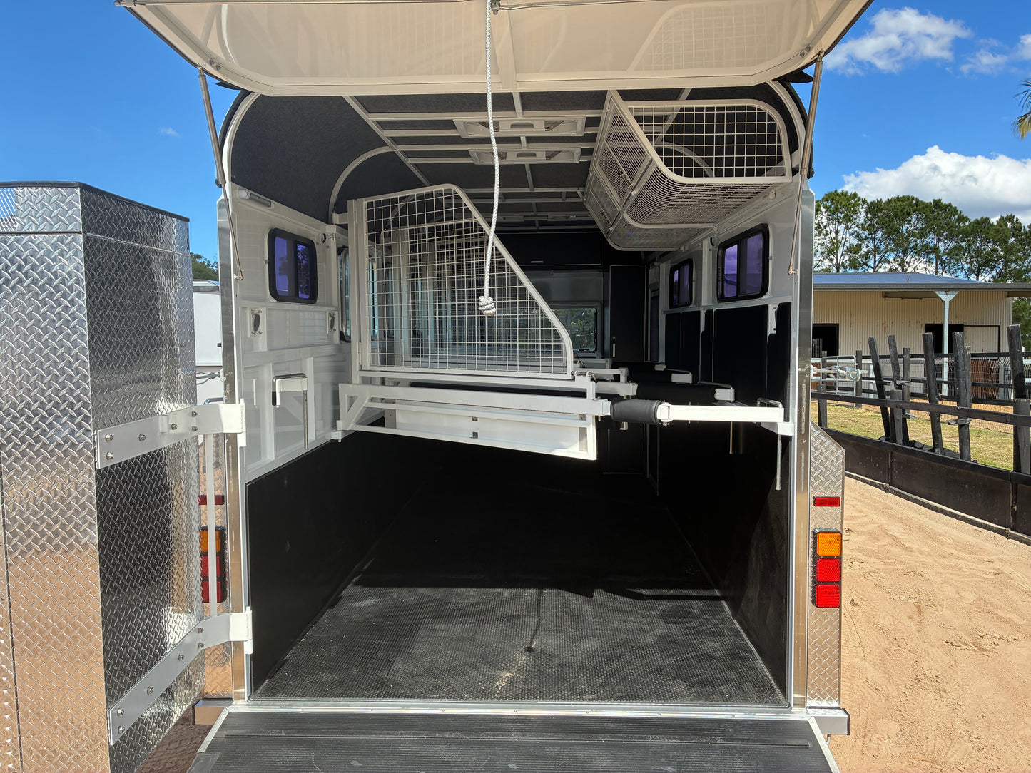 3HAL-L500 SN Prestige Series Deluxe Package