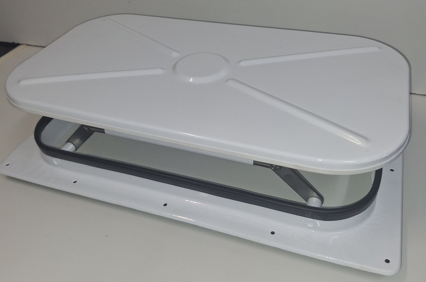 Pop Up Roof vent 12 hole Mount. "Prestige"