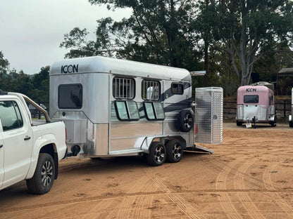 ICON 2HAL-S SN Epic Series Standard Package (281.B) – EuroEquestrian ICON horse float