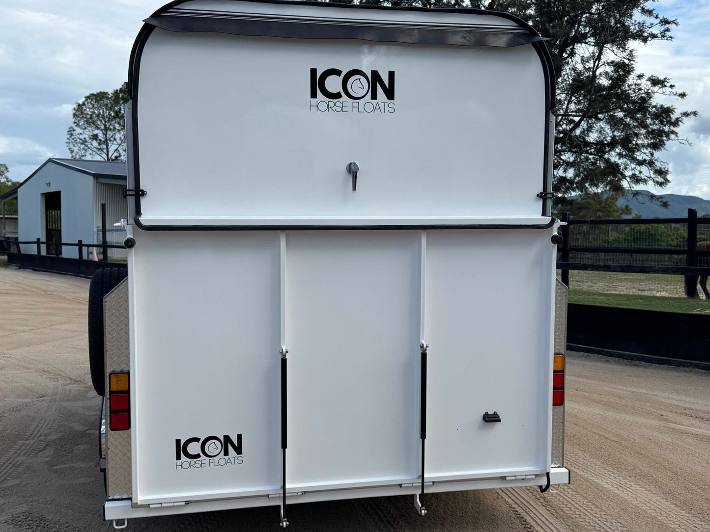 ICON 2HAL-L860 Epic Series RN 2026 Model