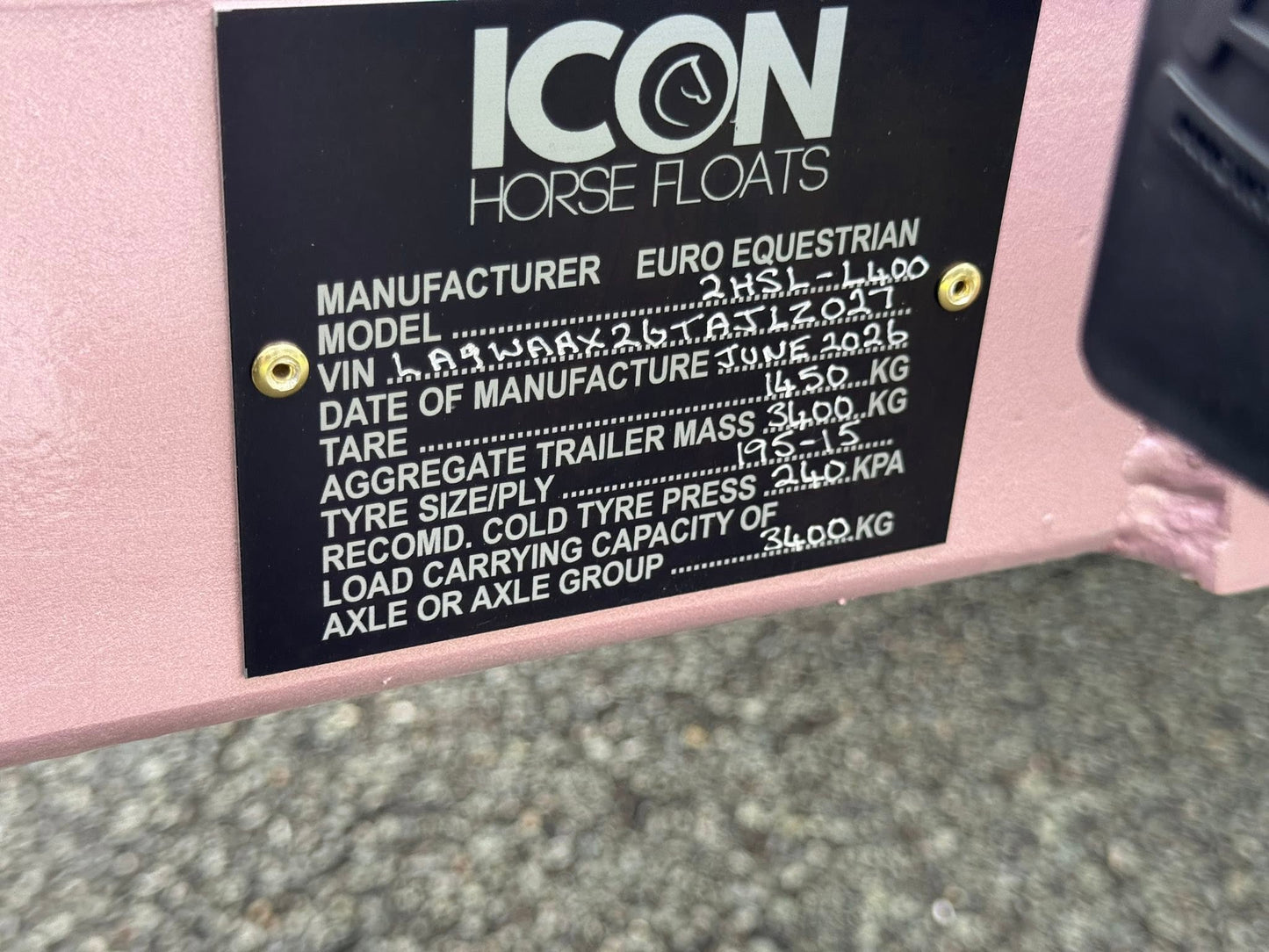ICON 2HSL-L400 Wide Bay 2026 Model (280.B)