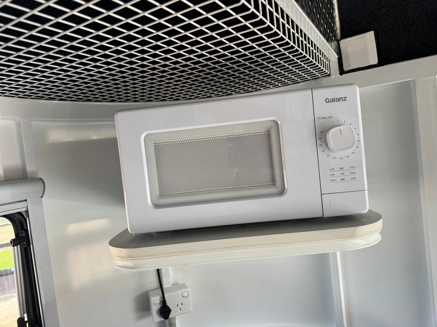 ICON 2HSL-L400 Wide Bay 2026 Model