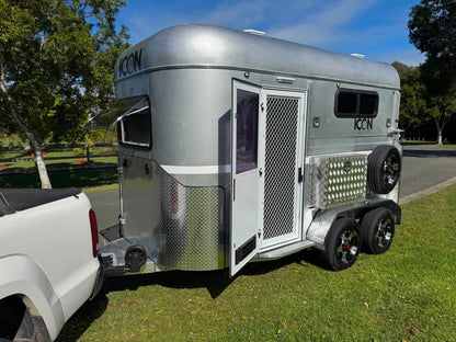 EuroEquestrian 2HSL-L400 Wide Bay ICON Series 2026 - 2 Horse Straight Load