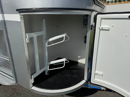 EuroEquestrian 2HSL-L400 Wide Bay ICON Series 2026 - 2 Horse Straight Load