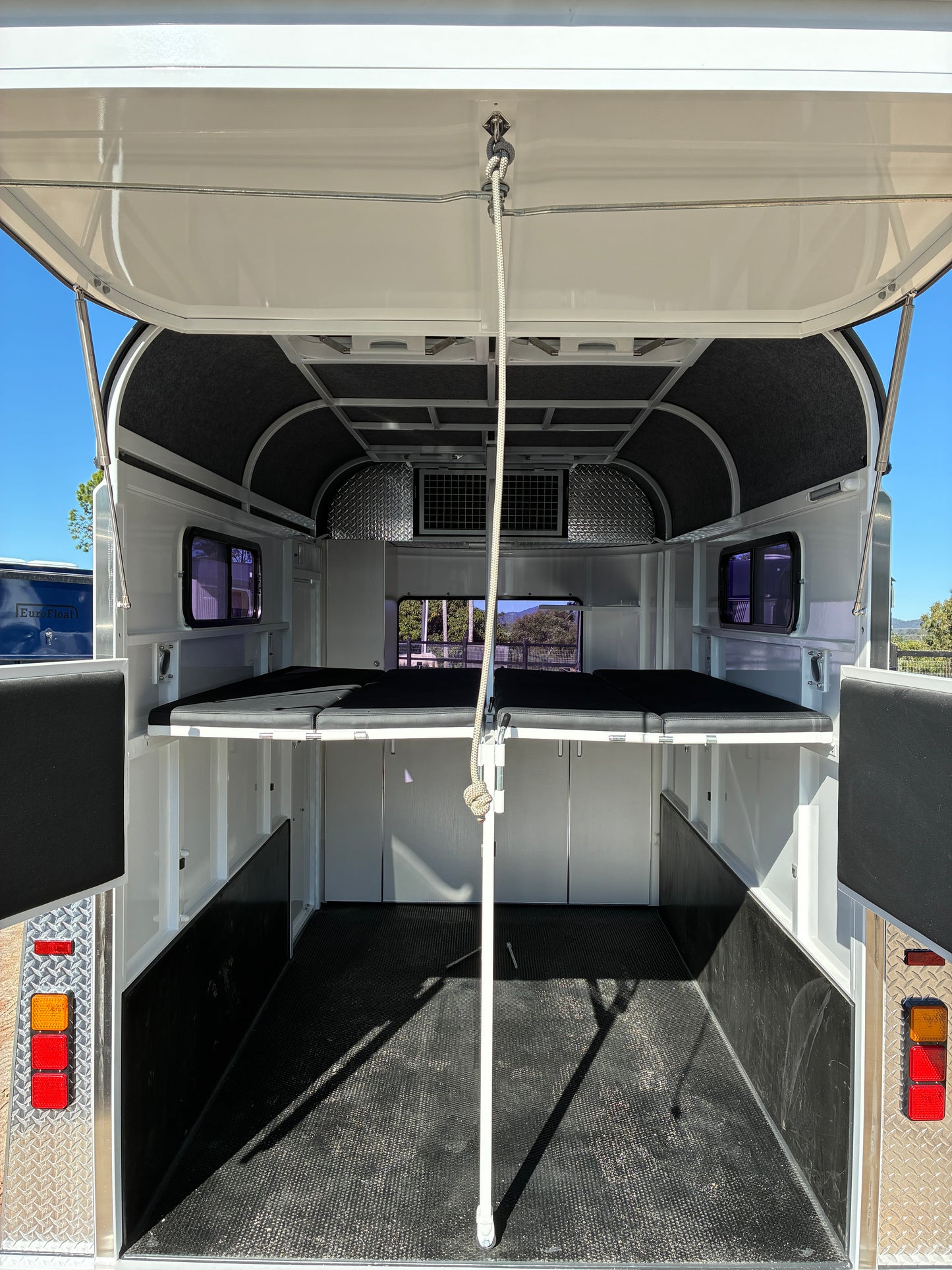 2HSL-L500 RN Prestige Series Standard Package