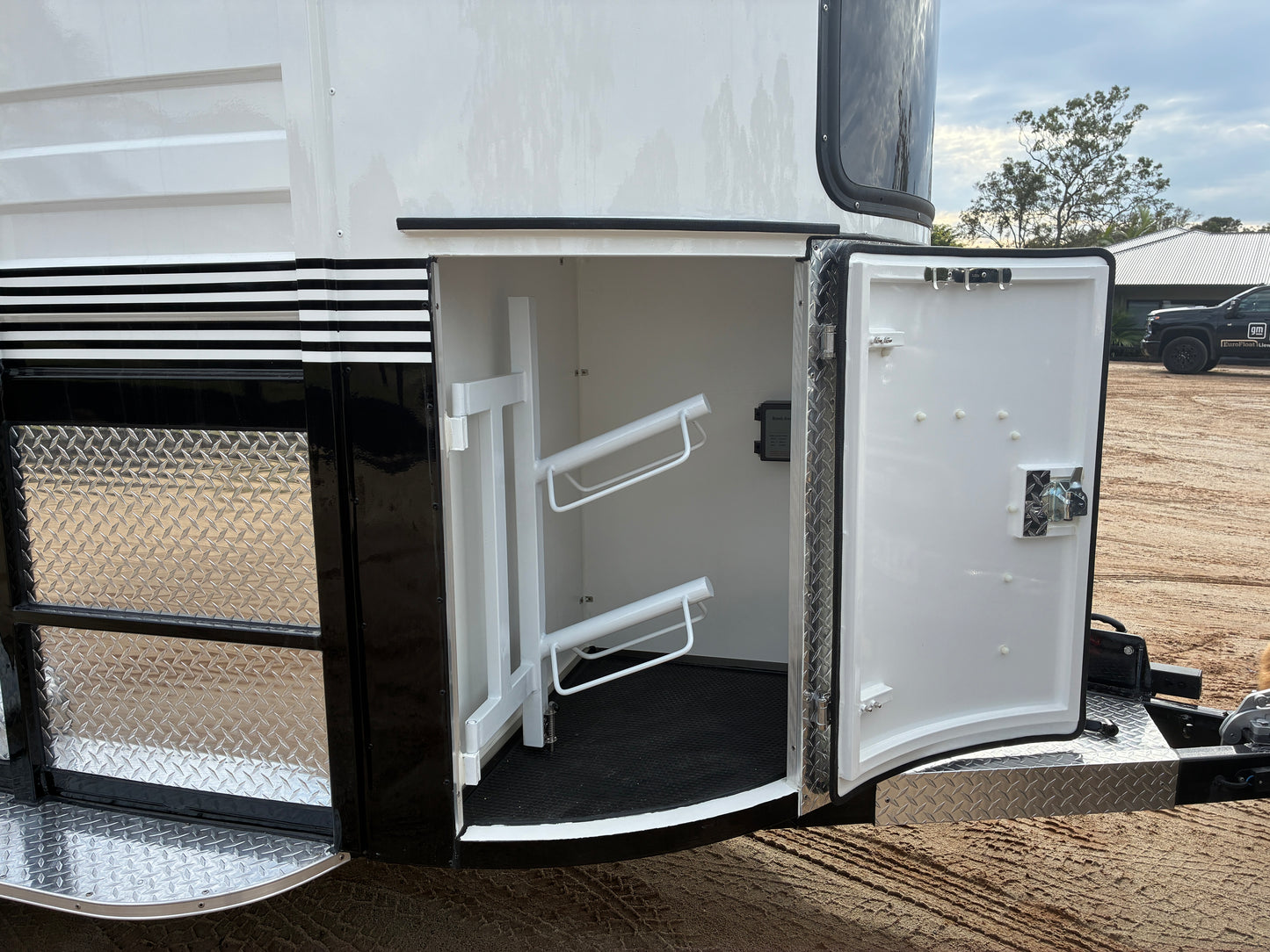 2HSL-L600 RN Classic Series Standard Package
