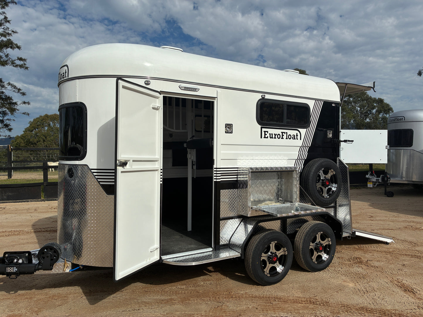 2HSL-L600 RN Classic Series Standard Package