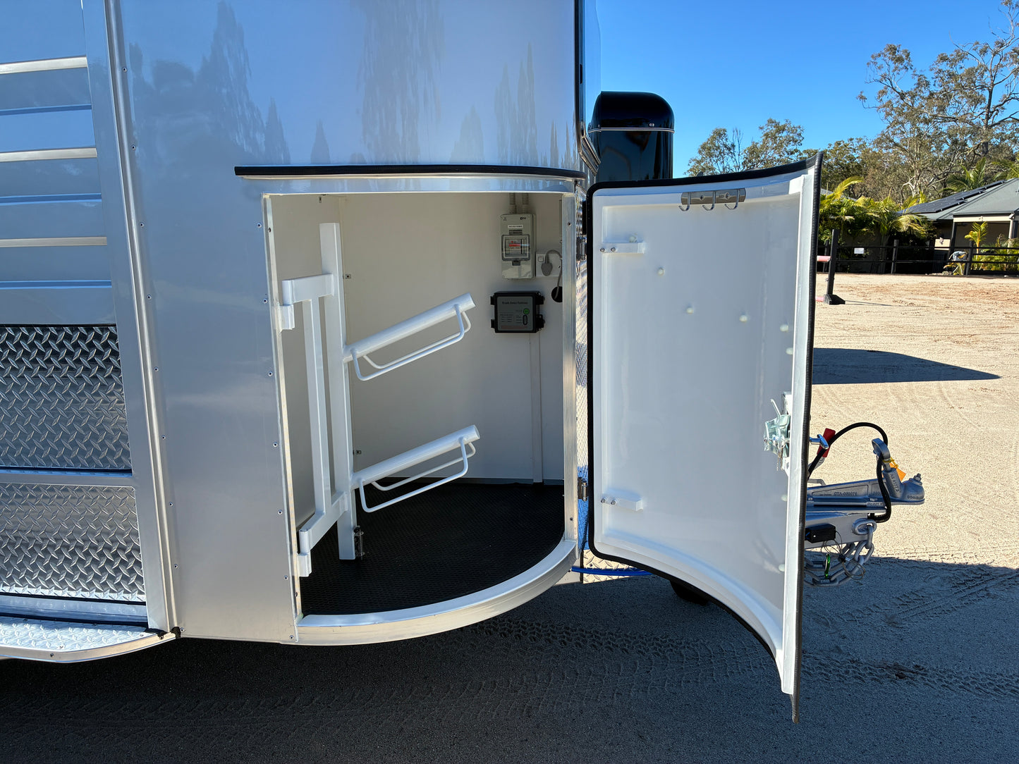 2HSL-L400 SN Classic Series Deluxe Package