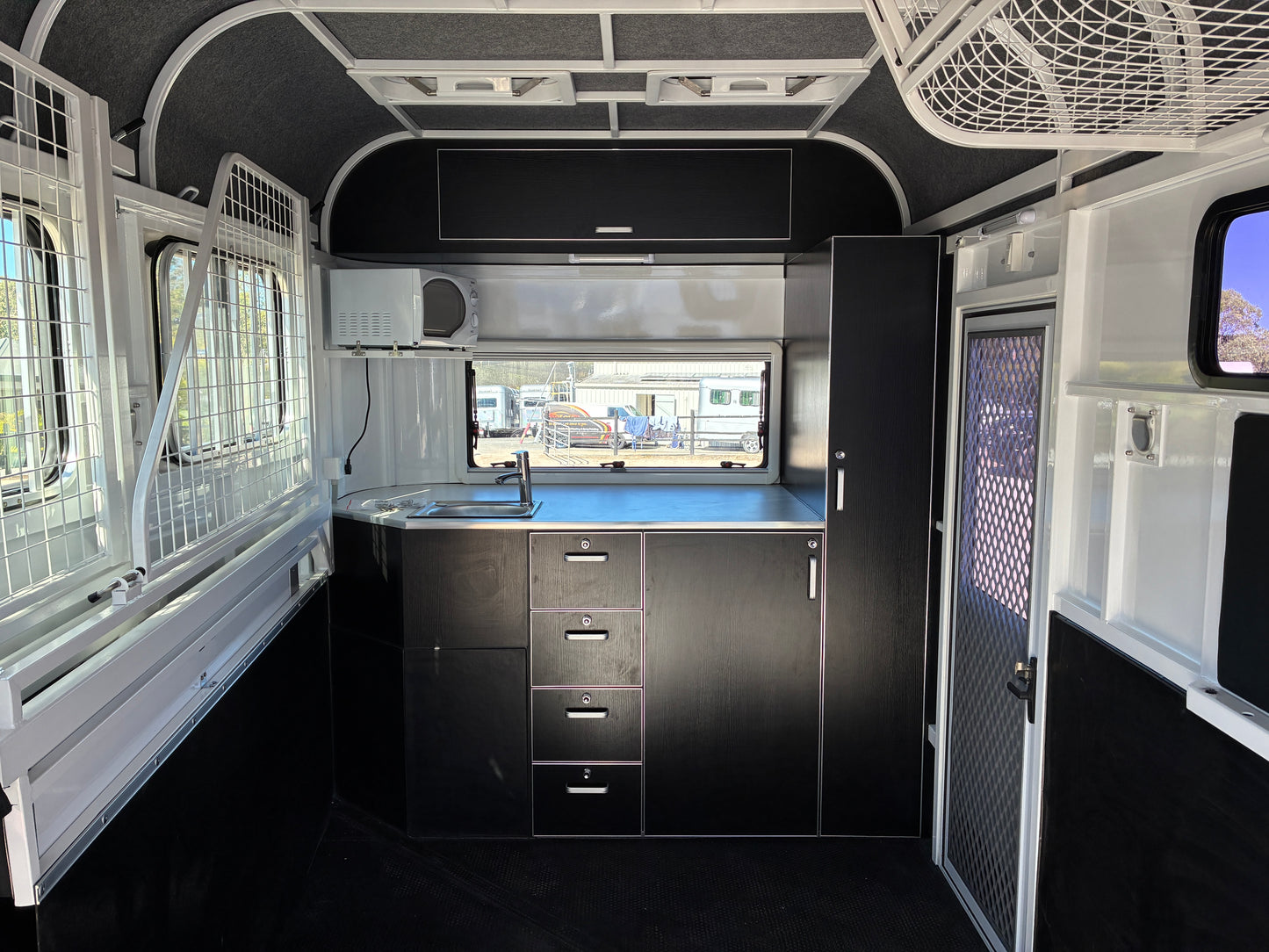 2HAL-L860 SN Prestige Series Deluxe Package