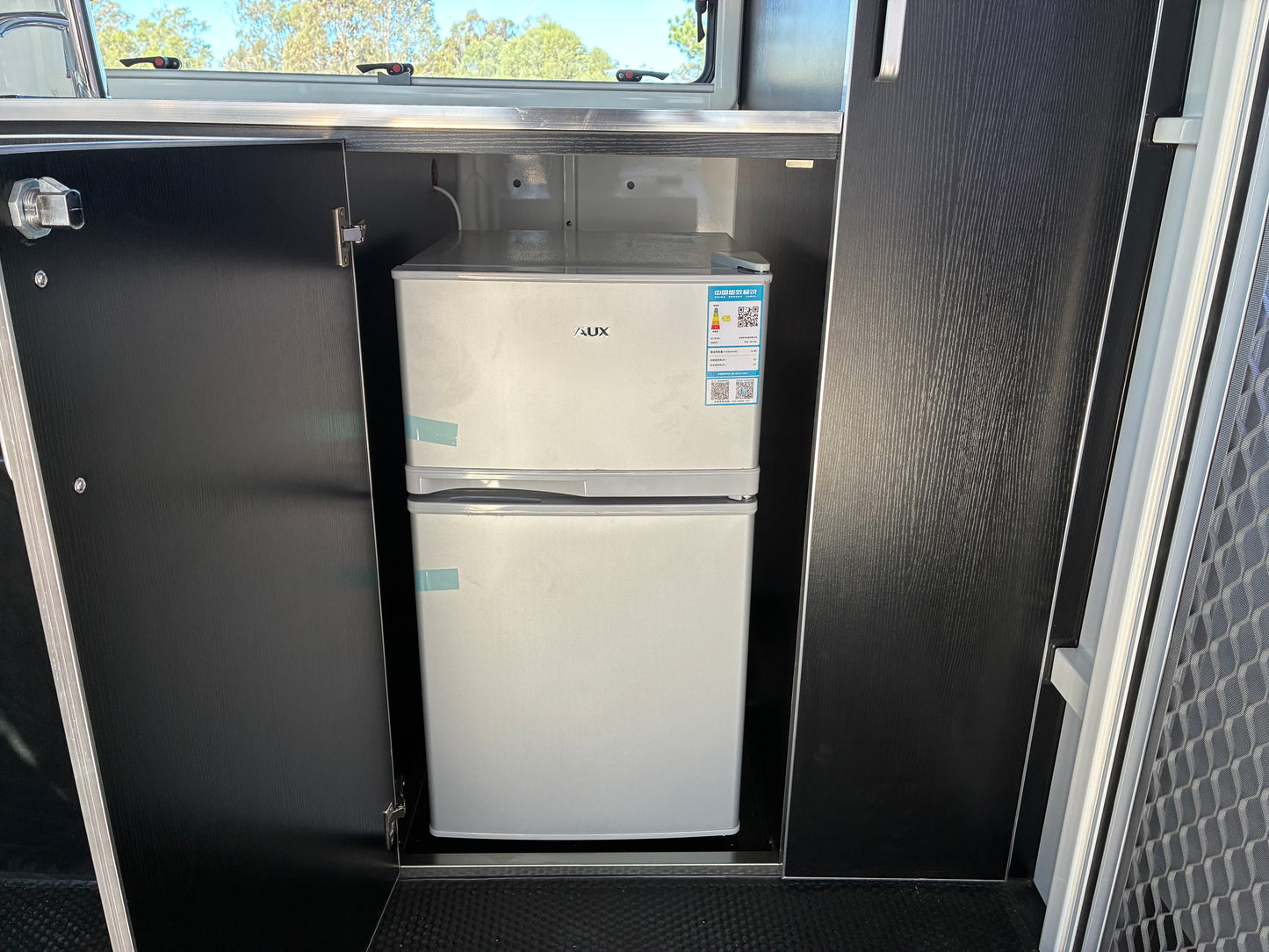 2HAL-L860 SN Prestige Series Deluxe Package