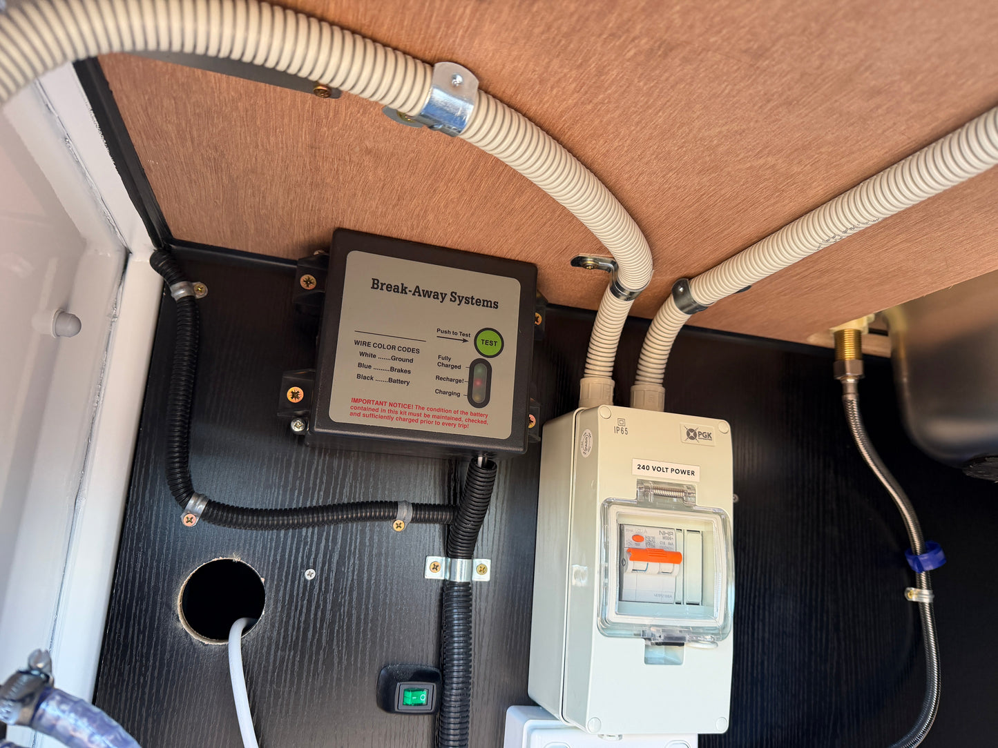 EuroFloat 2HAL-L860 SN Eventer Prestige Series Deluxe Package