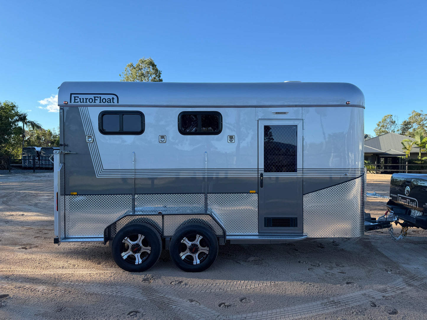 EuroFloat 2HAL-L860 SN Eventer Prestige Series Deluxe Package