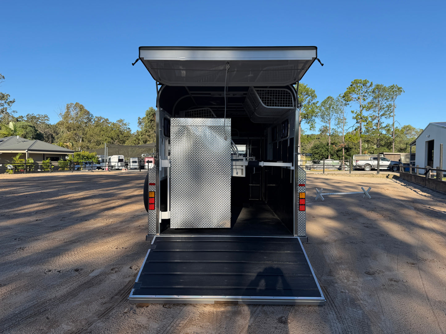 EuroFloat 2HAL-L860 SN Eventer Prestige Series Deluxe Package