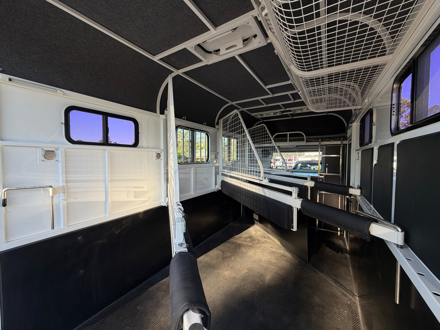 EuroFloat 2HAL-L860 SN Eventer Prestige Series Deluxe Package