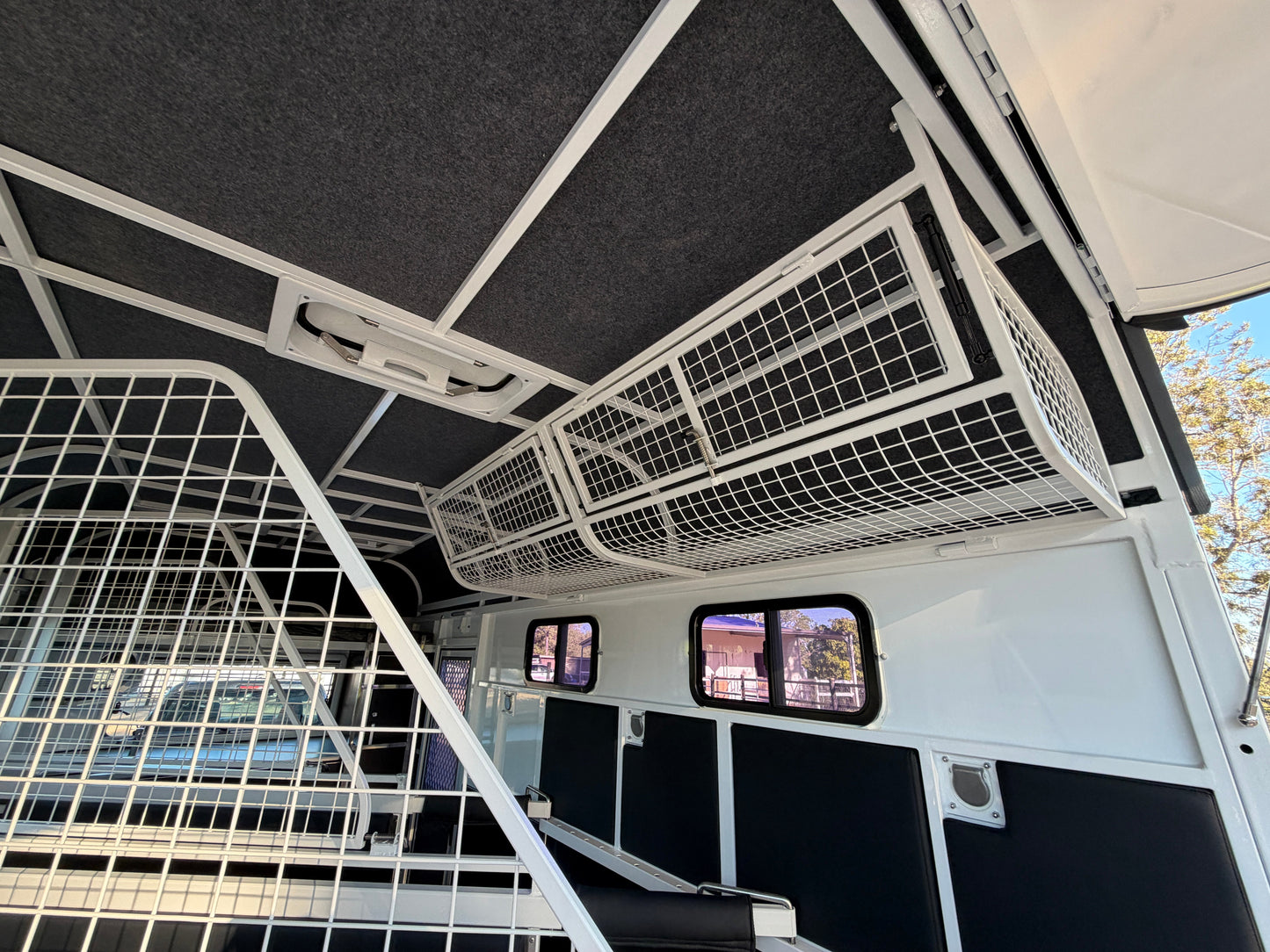 EuroFloat 2HAL-L860 SN Eventer Prestige Series Deluxe Package