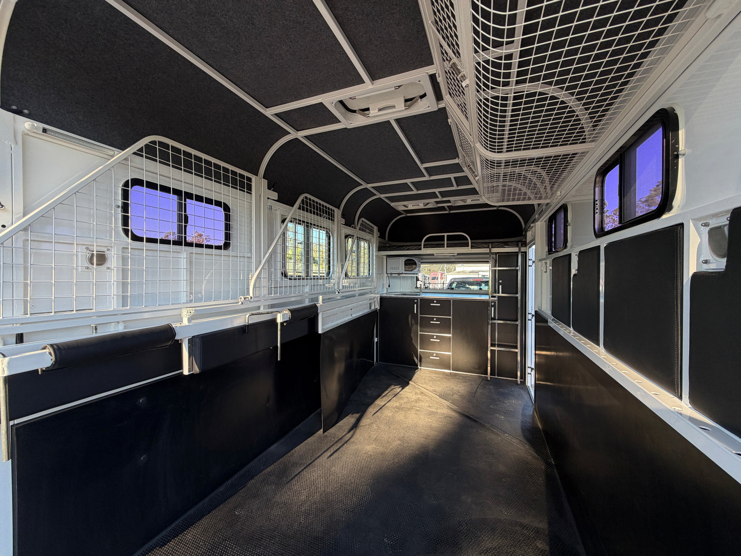EuroFloat 2HAL-L860 SN Eventer Prestige Series Deluxe Package