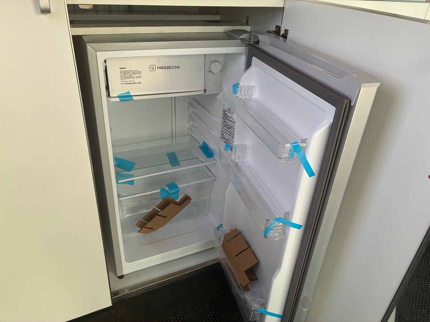 2HAL-L600 SN Classic Series Deluxe Package