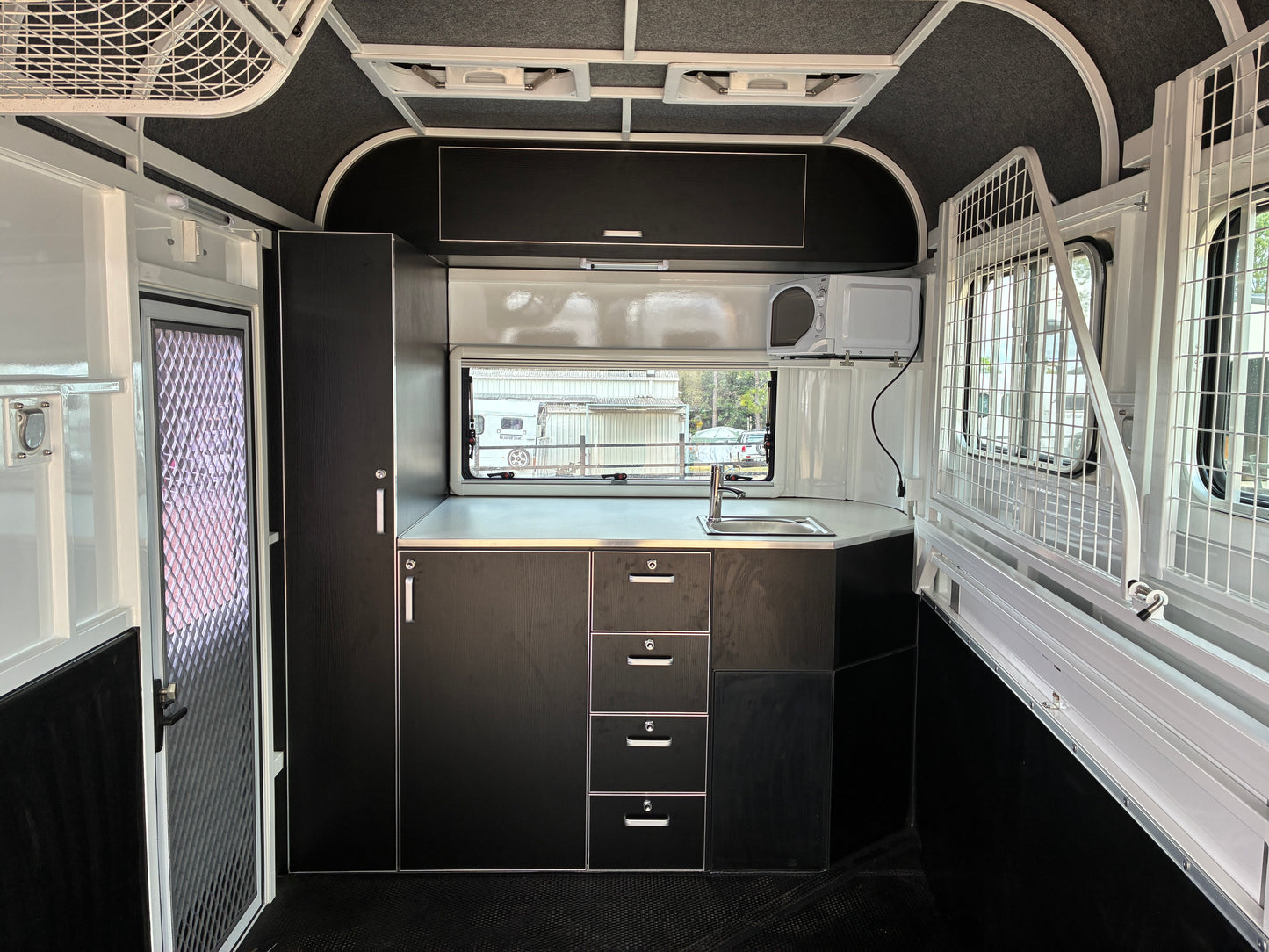 2HAL-L860 SN Prestige Series Deluxe Package