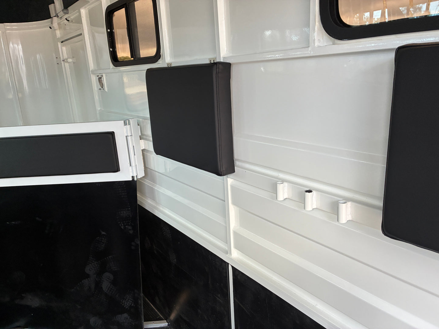 2HAL-S 3810 SN Classic Series Standard Package