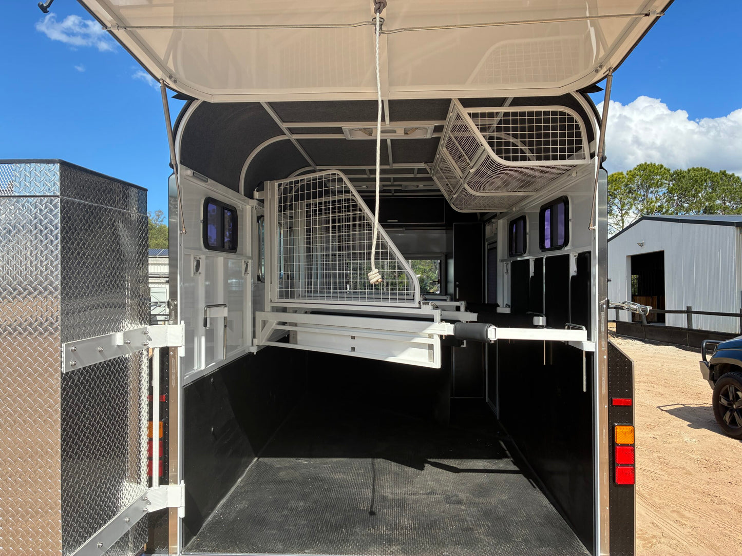 2HAL-L860 SN Prestige Series Deluxe Package