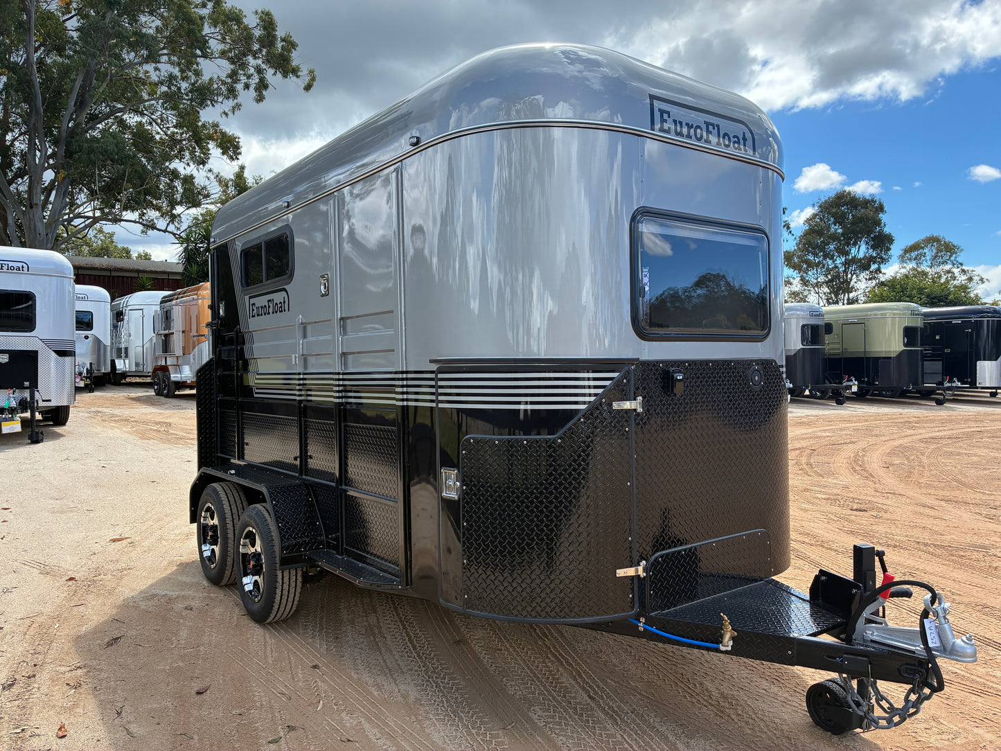 2HSL-L600 SN Classic Series Deluxe Package