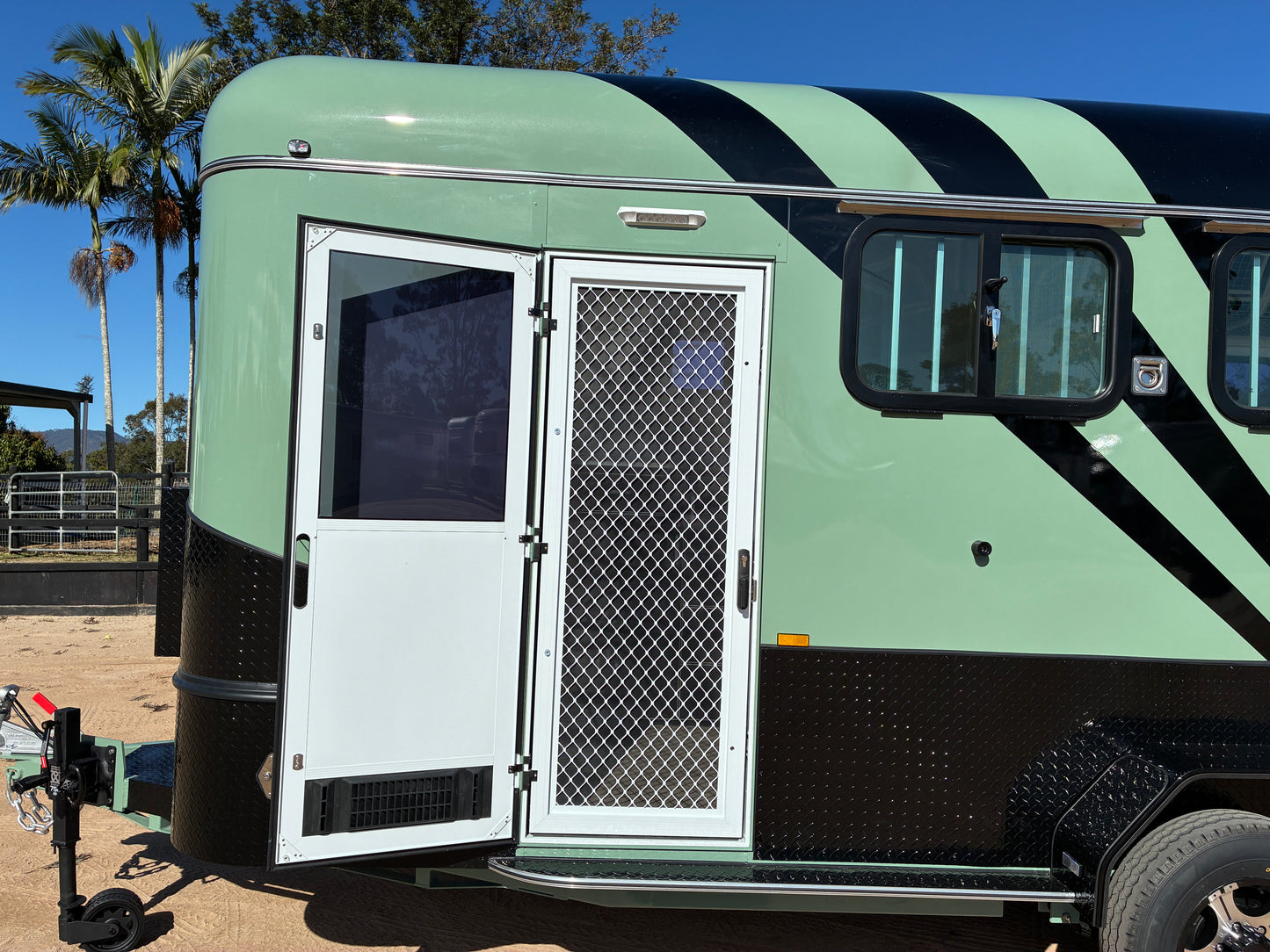 Overnighter Mid Series 2HAL-O SN (2.0) 5106 RB-DW