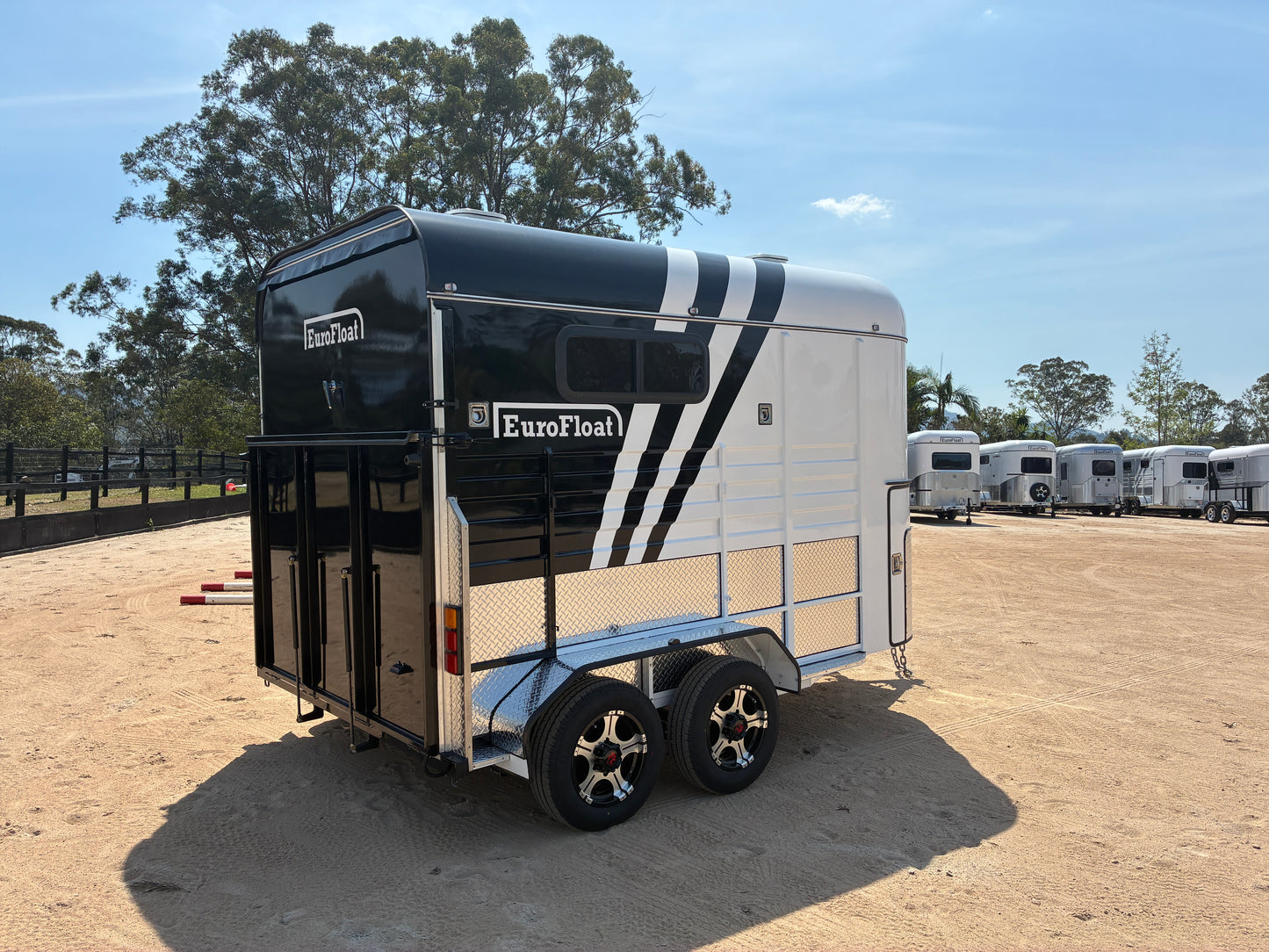 2HSL-L600 SN Classic Series Deluxe Package