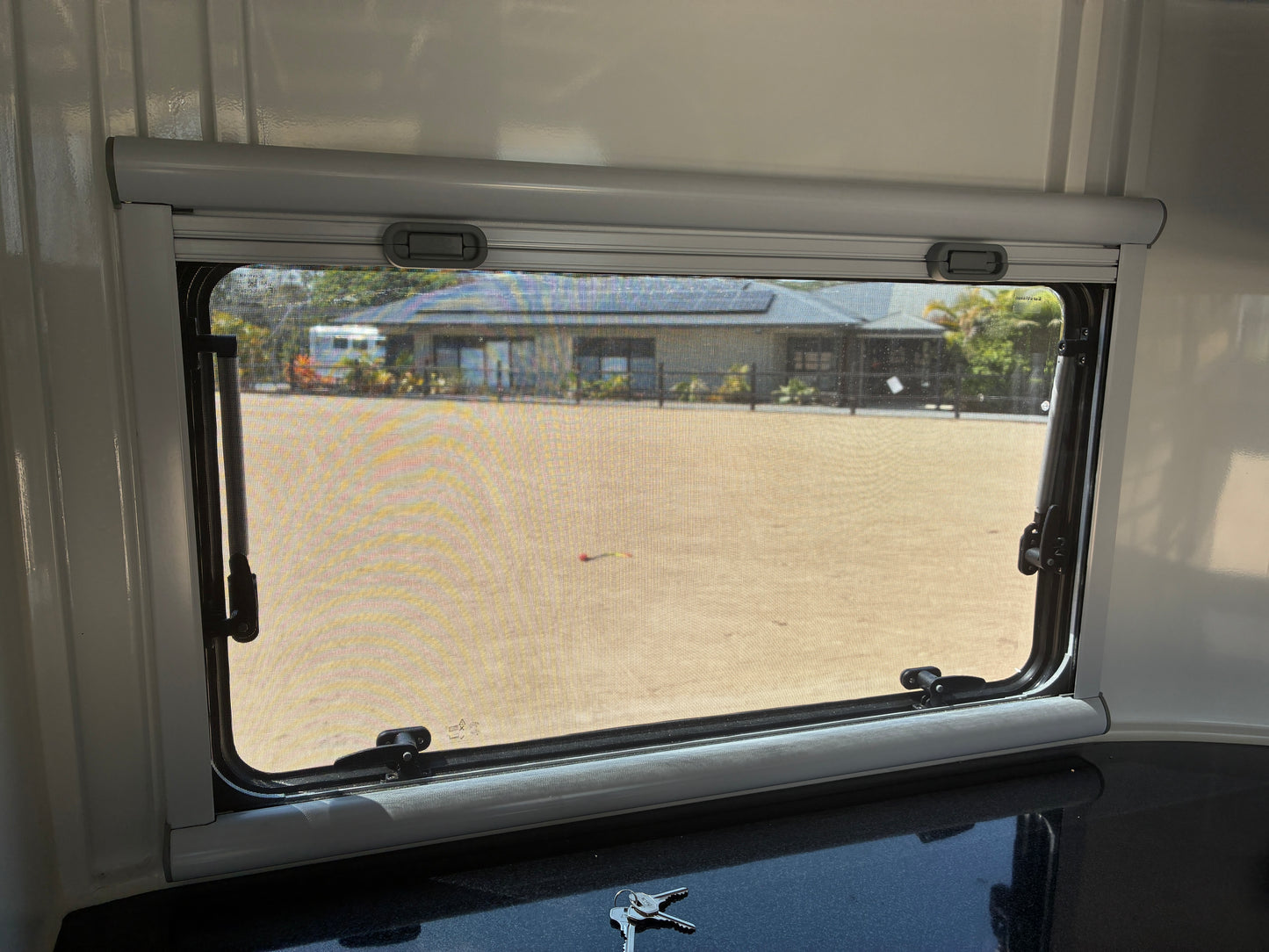 2HSL-L600 SN Classic Series Deluxe Package