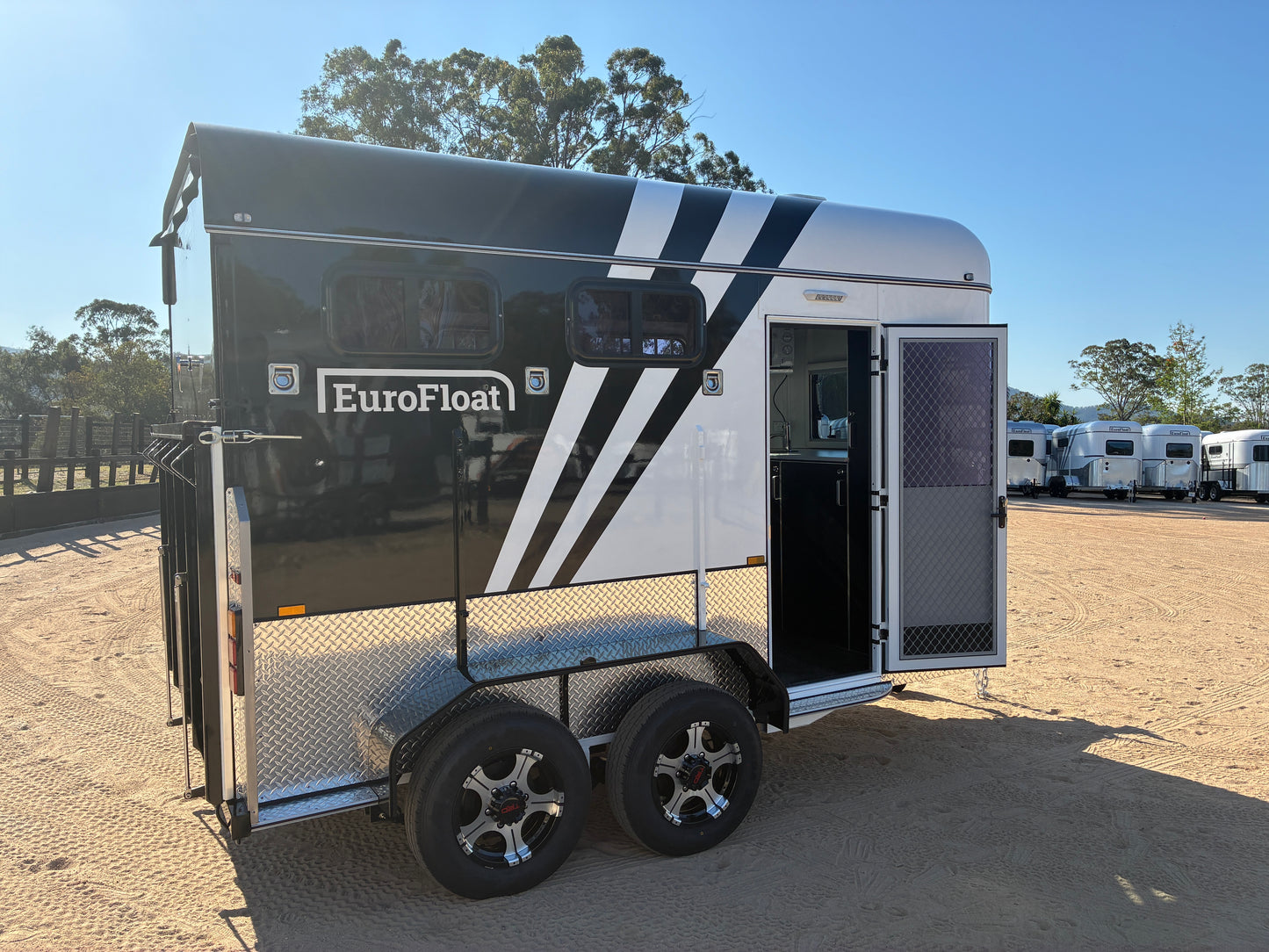 2HAL-L600 SN Prestige Series Deluxe Package