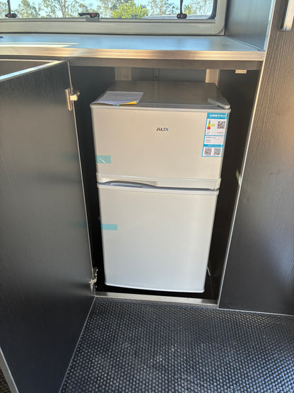 2HAL-L600 SN Prestige Series Deluxe Package