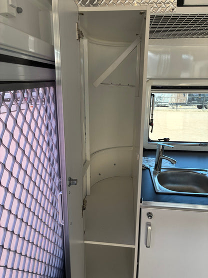 2HSL-L600 SN Prestige Series Deluxe Package