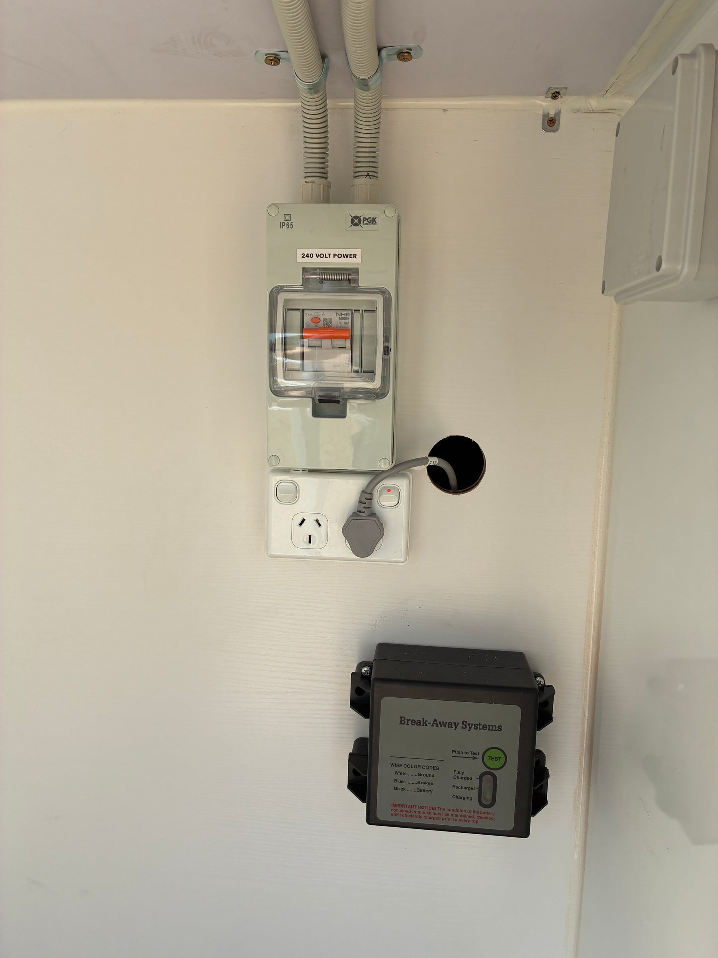 2HSL-L600 SN Classic Series Deluxe Package