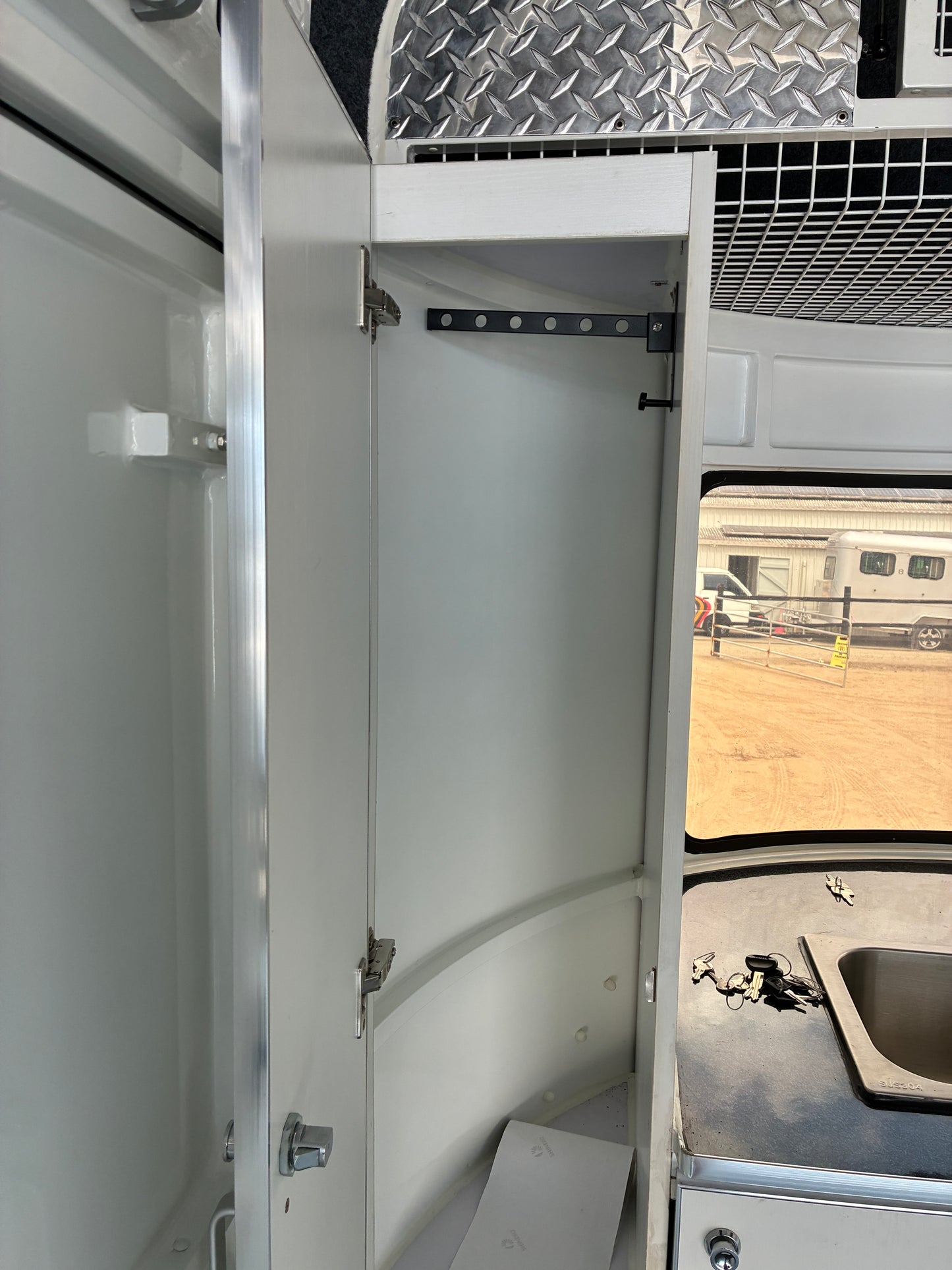 2HSL-L400 RN Classic Series Standard Package