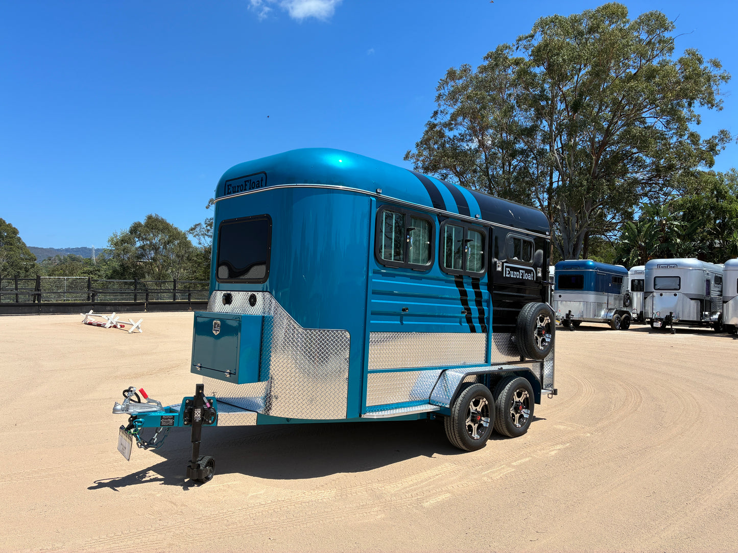 2HAL-L600 SN Classic Series Deluxe Package