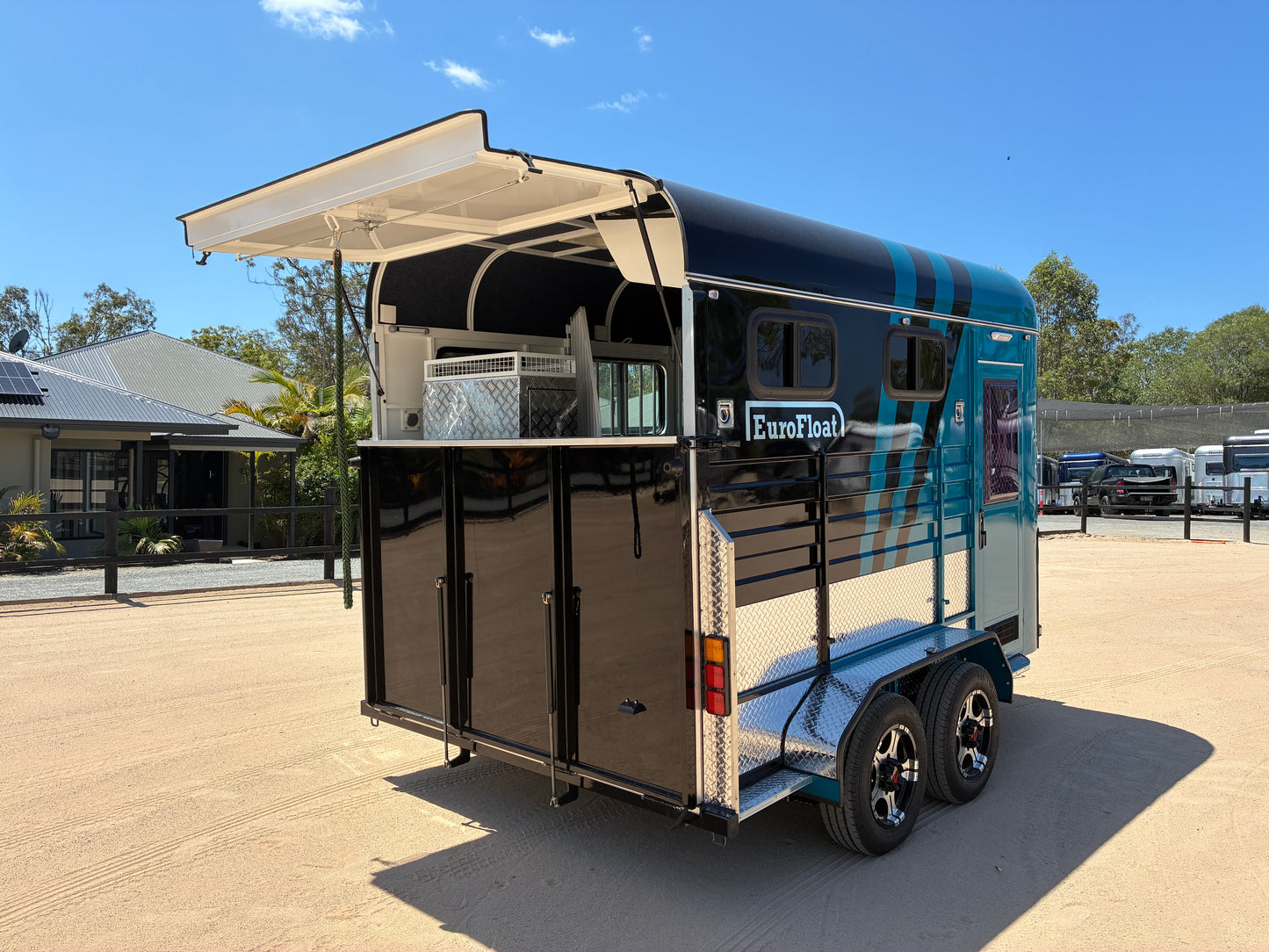 2HAL-L600 SN Classic Series Deluxe Package