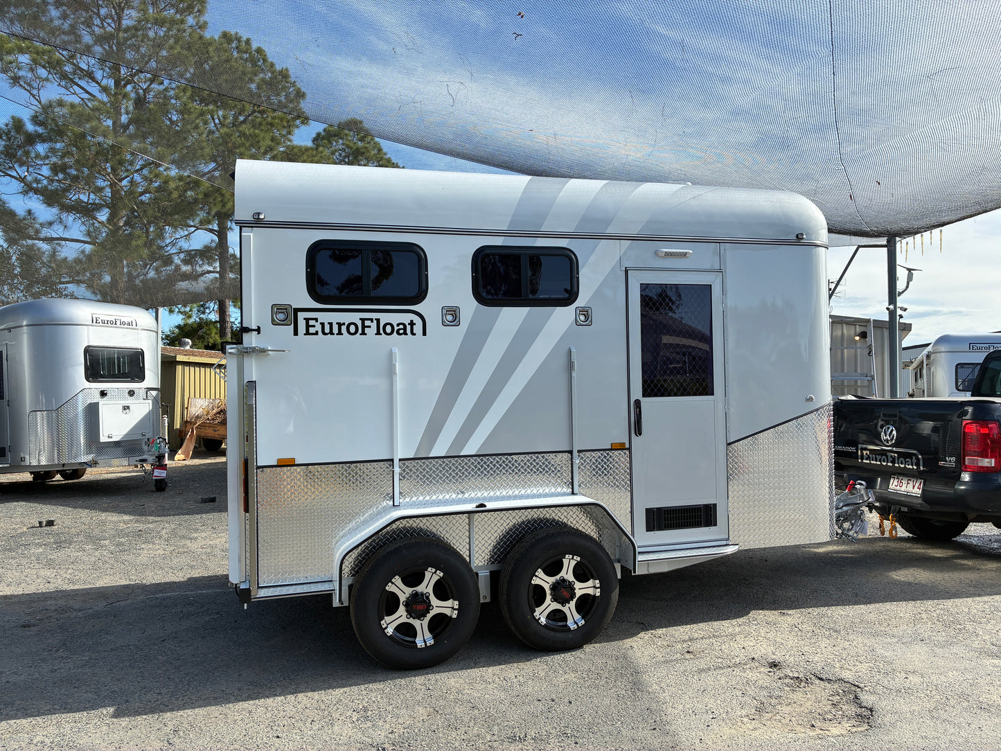 2HAL-L600 SN Prestige Series Deluxe Package