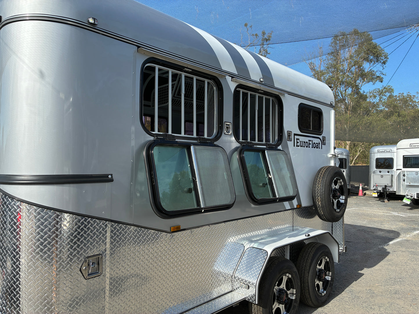 2HAL-L600 SN Prestige Series Deluxe Package