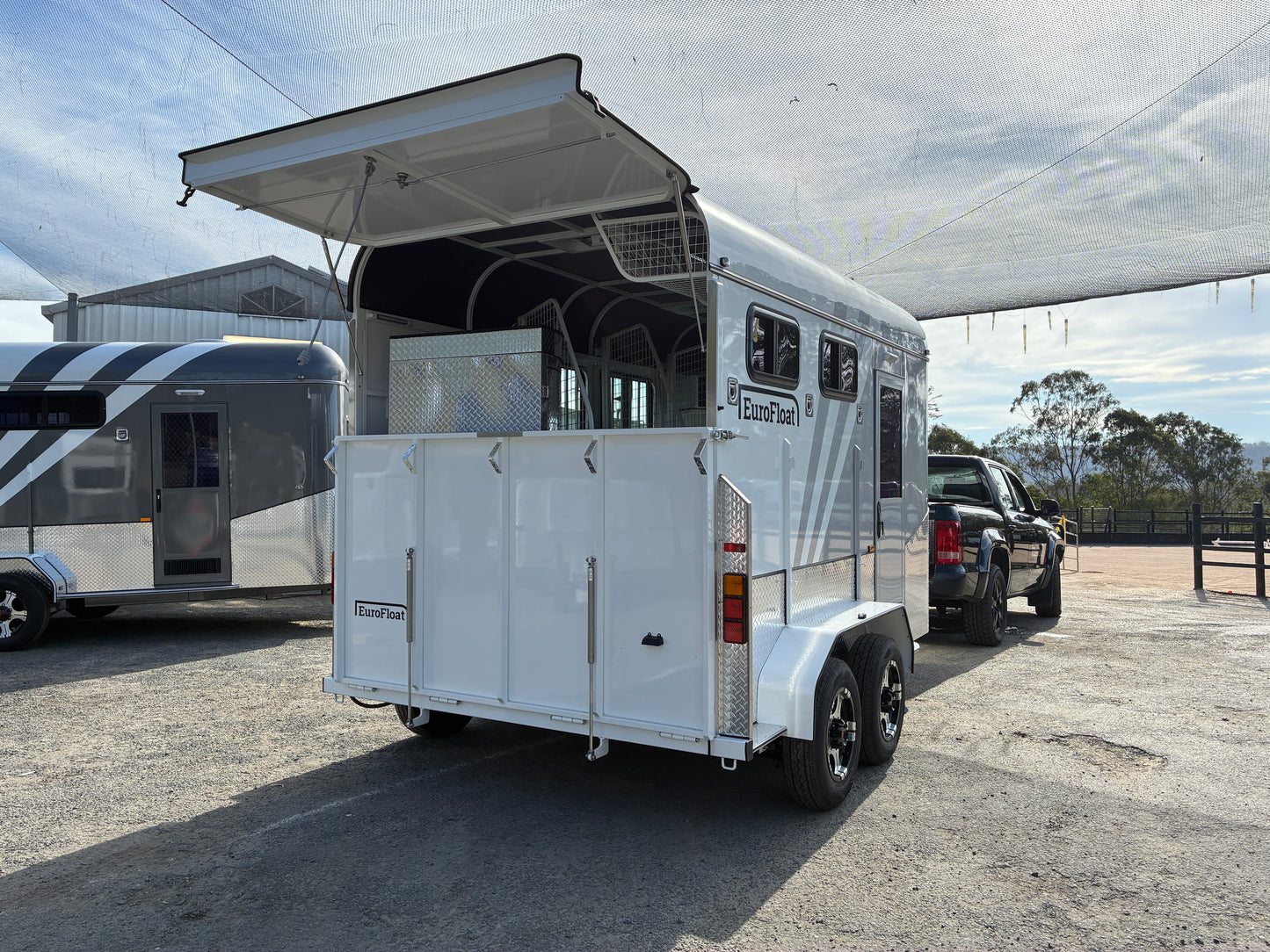 2HAL-L600 SN Prestige Series Deluxe Package