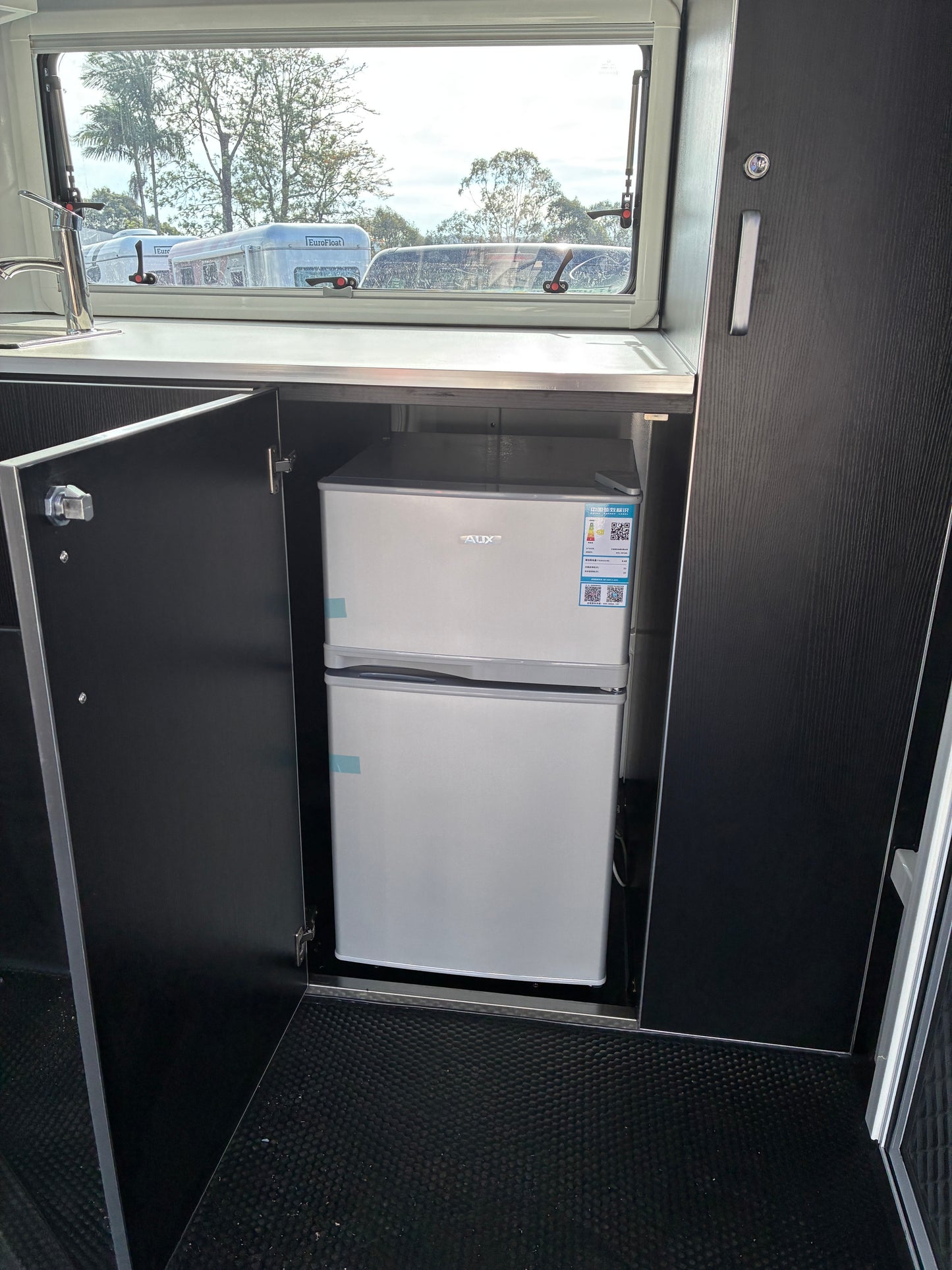 2HAL-L600 SN Prestige Series Deluxe Package