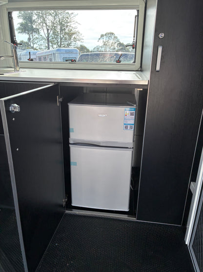 2HAL-L600 SN Prestige Series Deluxe Package