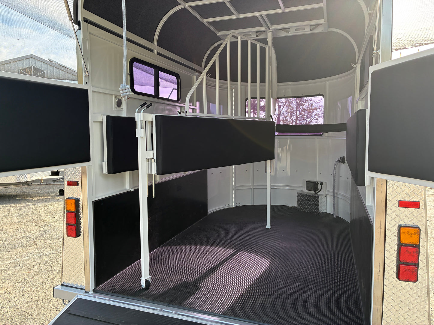 2HSL-S SN Prestige Series Standard Package